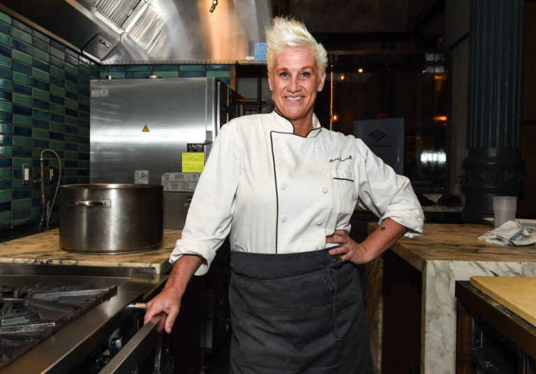 Inside Food Network Star Anne Burrell S Wedding To Stuart Claxton